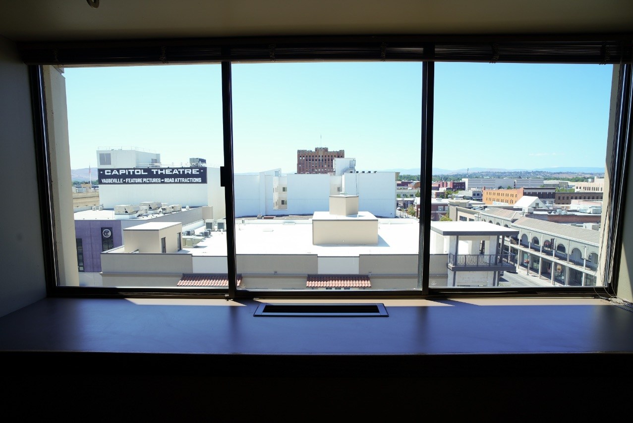 Suite 730 (The Tower)